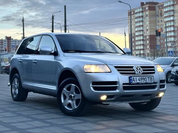 Авто Volkswagen Touareg 2003 № 8181441