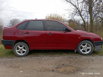 Авто SEAT Cordoba 1994 № 8181597