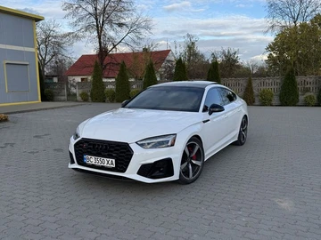 Авто Audi A5 2022 № 8181608