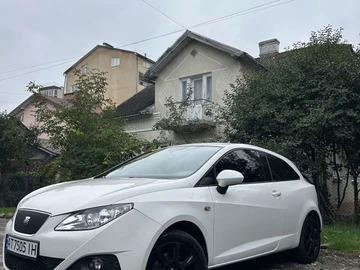 Авто SEAT Ibiza 2010 № 8181615