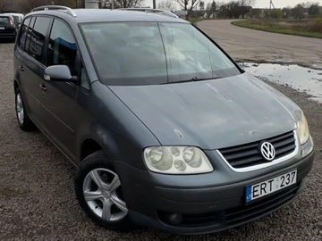 Авто Volkswagen Touran 2003 № 8181790