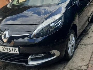 Авто Renault Grand Scenic 2015 № 8181900