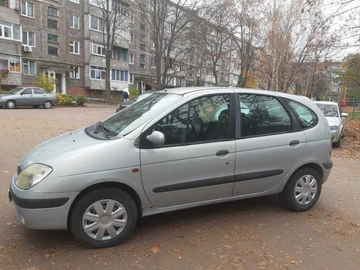 Авто Renault Scenic Ii 2001 № 8182110