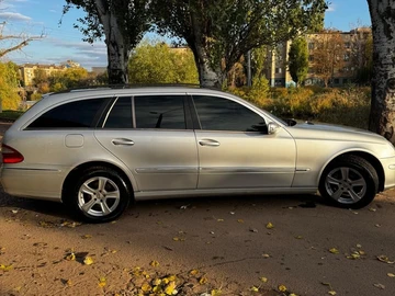 Авто Mercedes E Серия 2005 № 8182313