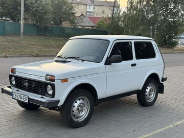 Авто ВАЗ 21214 2015 № 8182329