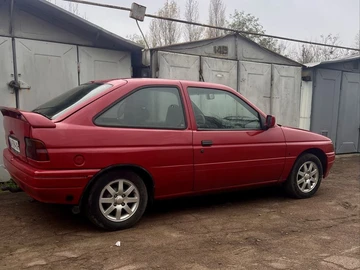 Авто Ford Escort 1992 № 8182360