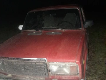 Авто ВАЗ 2107 1993 № 8182438