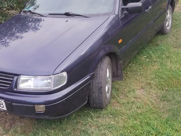 Авто Volkswagen Passat Cc 1995 № 8182472