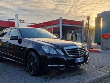 Авто Mercedes 220 2012 № 8182493