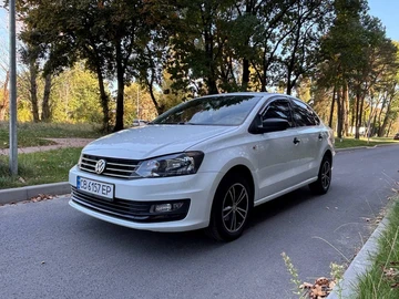 Авто Volkswagen Polo 2019 № 8182697