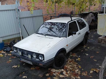 Авто Volkswagen Golf 1987 № 8182710