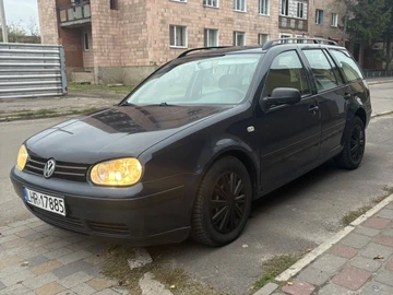 Авто Volkswagen Golf 2001 № 8182868