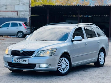 Авто Skoda Octavia 2012 № 8182947