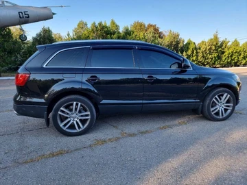 Авто Audi Q7 2006 № 8182977