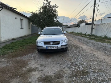 Авто Volkswagen Passat Variant 2004 № 8182992