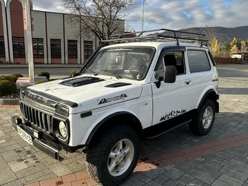 Авто ВАЗ 21213 1994 № 8183135