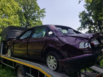 Авто Audi 100 2000 № 8183318