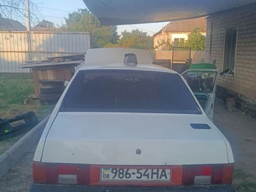 Авто ВАЗ 21099 1992 № 8183459