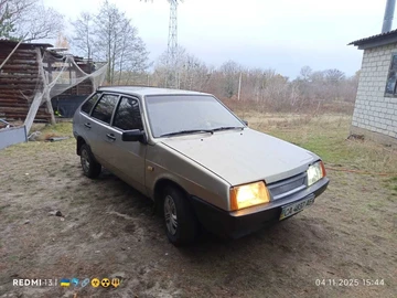 Авто ВАЗ 2109 1999 № 8183462