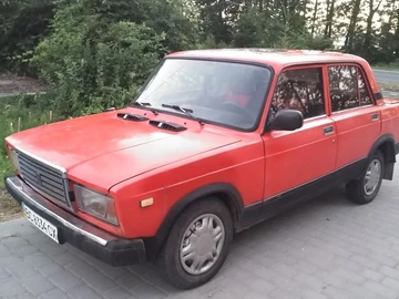 Авто ВАЗ 2107 1987 № 8183750