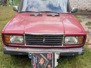 Авто ВАЗ 2107 1995 № 8183997