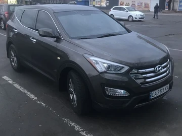 Авто Hyundai Santa Fe 2014 № 8184035