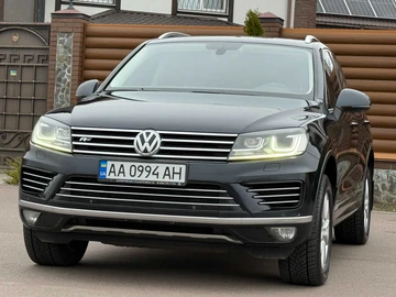 Авто Volkswagen Touareg 2017 № 8184036