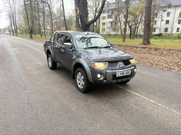 Авто Mitsubishi L 200 2006 № 8184064