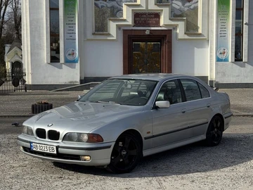 Авто BMW 5 Серия 1999 № 8184102