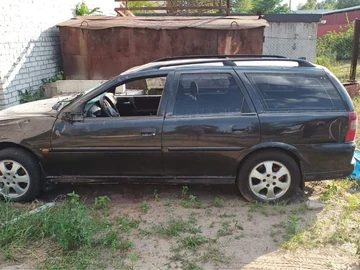 Авто Opel Vectra 1998 № 8184126