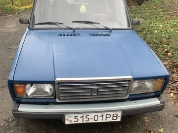 Авто ВАЗ 2107 2001 № 8184245