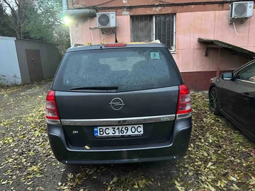 Авто Opel Zafira 2010 № 8184294