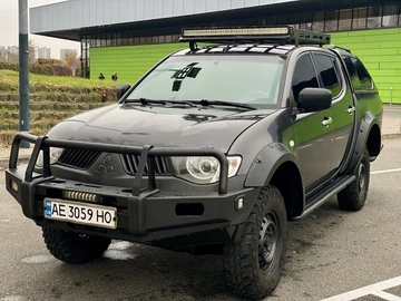 Авто Mitsubishi L 200 2007 № 8184402