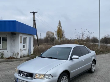 Авто Audi A4 1999 № 8184408