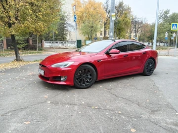 Авто Tesla Model S 2017 № 8184415