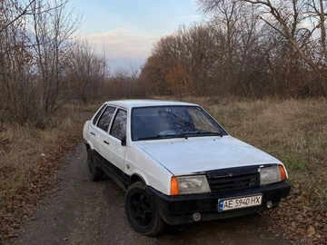 Авто ВАЗ 21099 1998 № 8184534