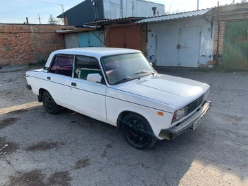 Авто ВАЗ 2105 1986 № 8184689