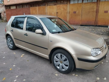 Авто Volkswagen Golf 2003 № 8184701