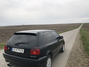 Авто Volkswagen Golf 1994 № 8184932