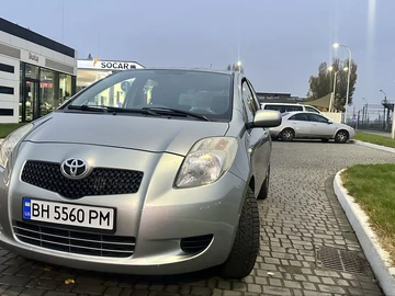 Авто Toyota Yaris 2006 № 8184956