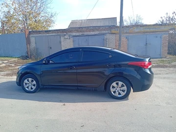 Авто Hyundai Elantra 2013 № 8185113