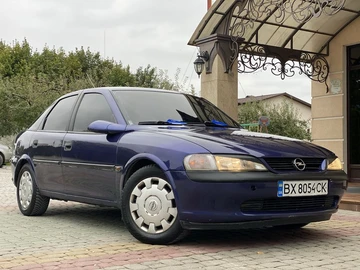 Авто Opel Vectra 2000 № 8185116