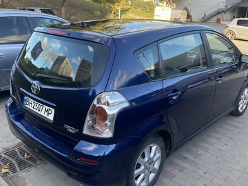 Авто Toyota Corolla Verso 2005 № 8185122