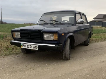 Авто ВАЗ 2107 1986 № 8185232