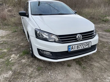 Авто Volkswagen Polo 2019 № 8185387