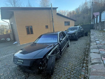 Авто Audi A8 1995 № 8185441