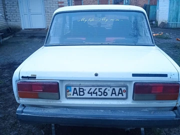 Авто ВАЗ 2107 1991 № 8185454