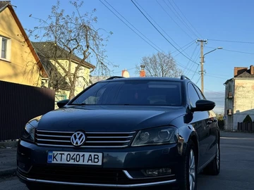 Авто Volkswagen Passat Variant 2012 № 8185555