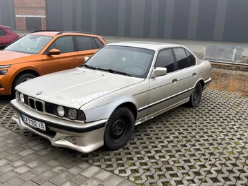 Авто BMW 5 Серия 1990 № 8185593