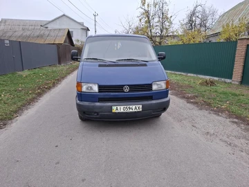 Авто Volkswagen Transporter 2000 № 8185864